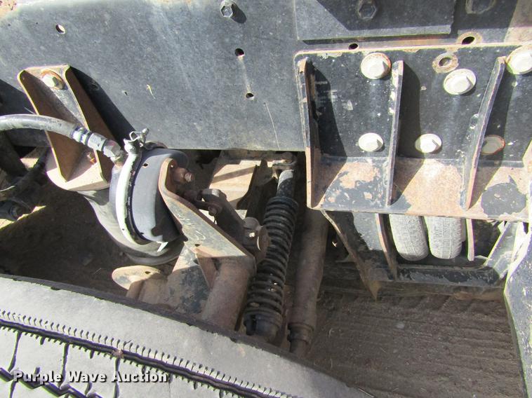 image for item DE6664 1990 International F-9370 semi truck