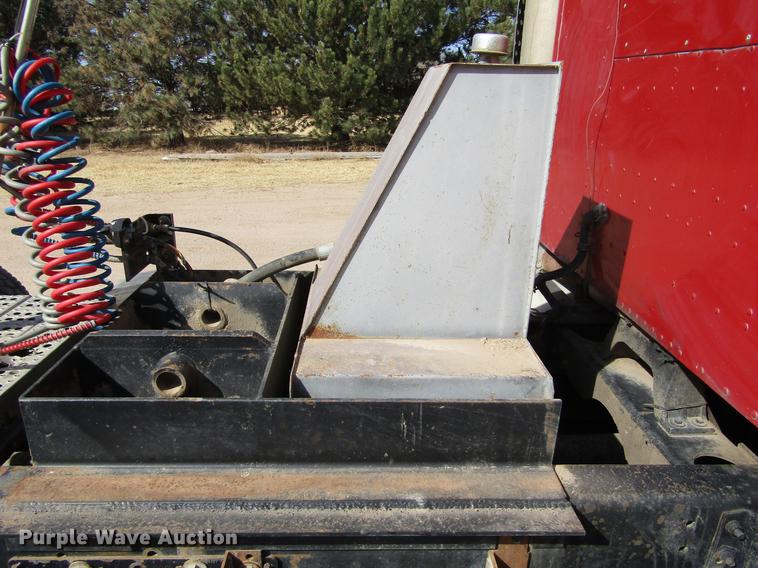 image for item DE6664 1990 International F-9370 semi truck