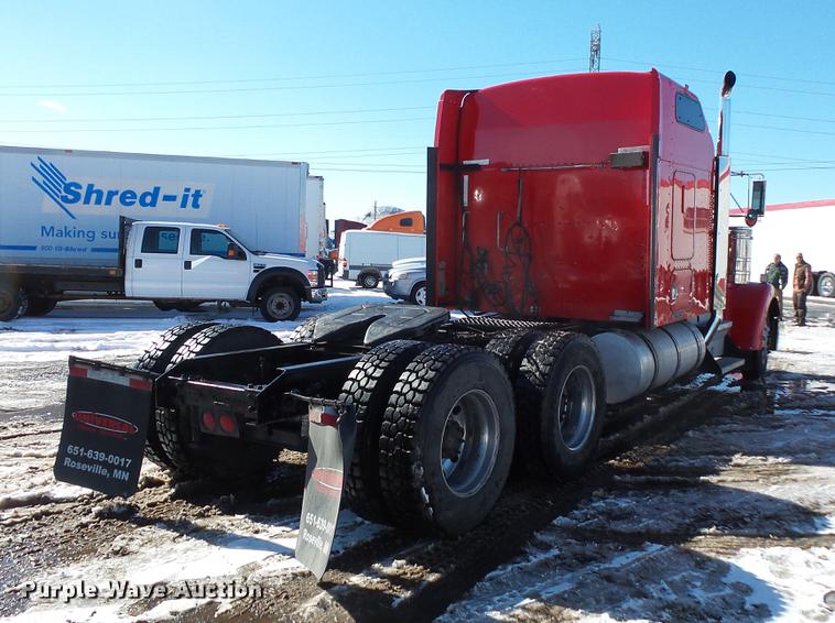 image for item DV9596 2005 Kenworth W900 semi truck