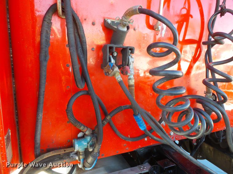 image for item DV9596 2005 Kenworth W900 semi truck