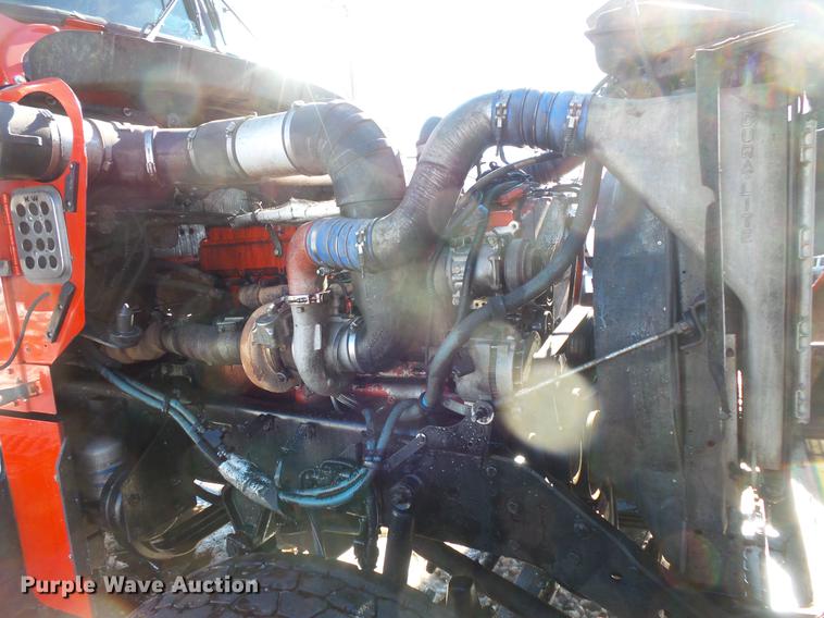 image for item DV9596 2005 Kenworth W900 semi truck