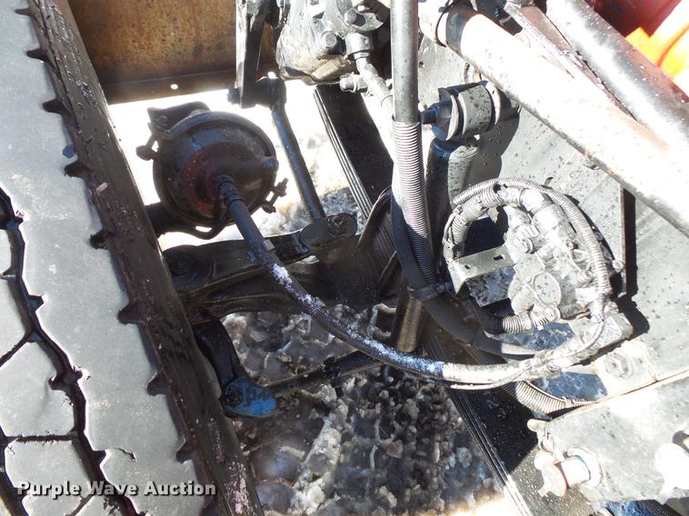 image for item DV9596 2005 Kenworth W900 semi truck