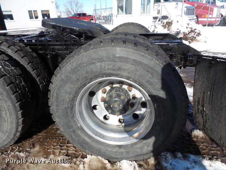 image for item DV9596 2005 Kenworth W900 semi truck