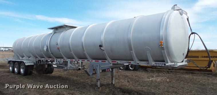 image for item DW9703 2012 TyTal tank trailer