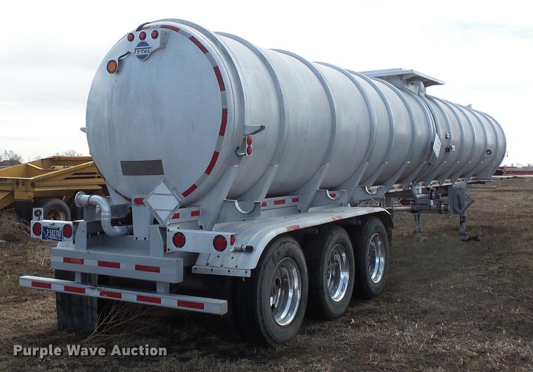 image for item DW9703 2012 TyTal tank trailer