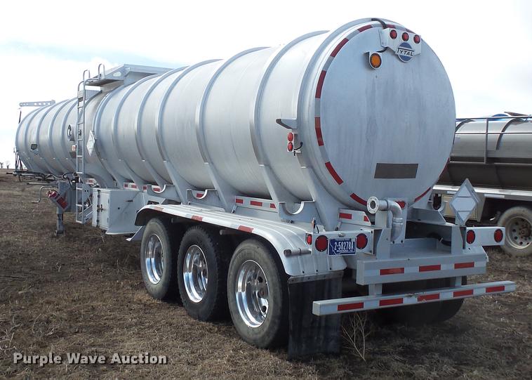 image for item DW9703 2012 TyTal tank trailer