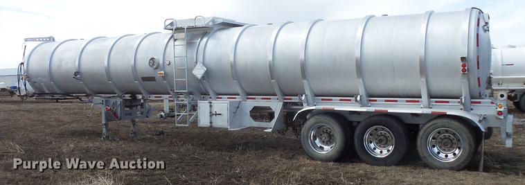 image for item DW9703 2012 TyTal tank trailer