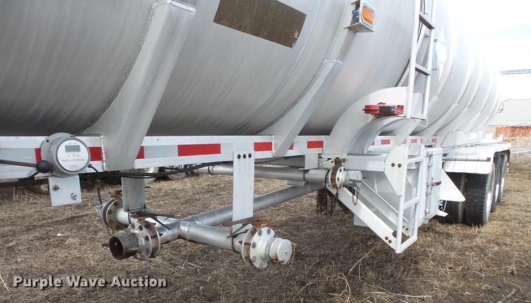 image for item DW9703 2012 TyTal tank trailer