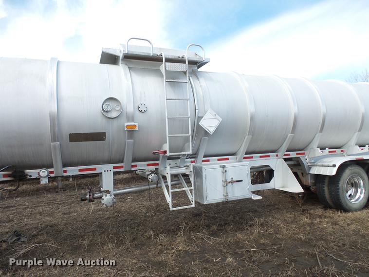 image for item DW9703 2012 TyTal tank trailer