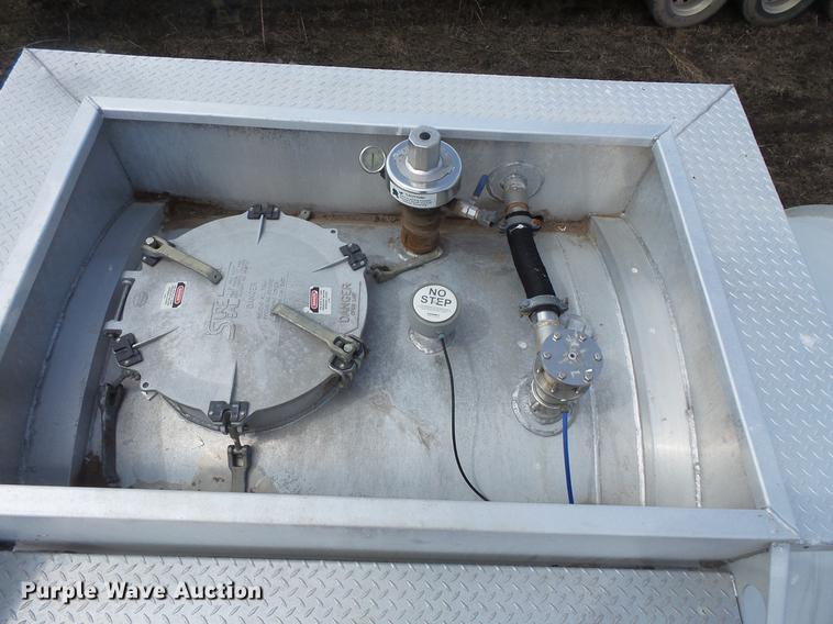 image for item DW9703 2012 TyTal tank trailer