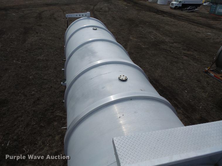 image for item DW9703 2012 TyTal tank trailer