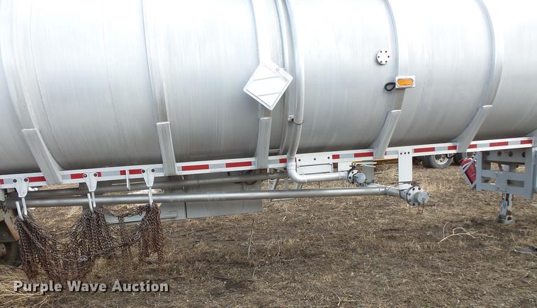 image for item DW9703 2012 TyTal tank trailer