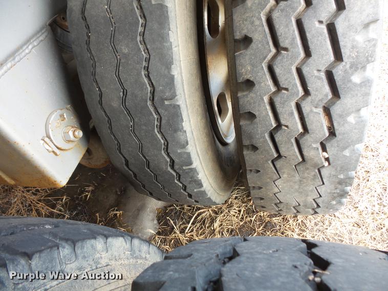 image for item DW9703 2012 TyTal tank trailer