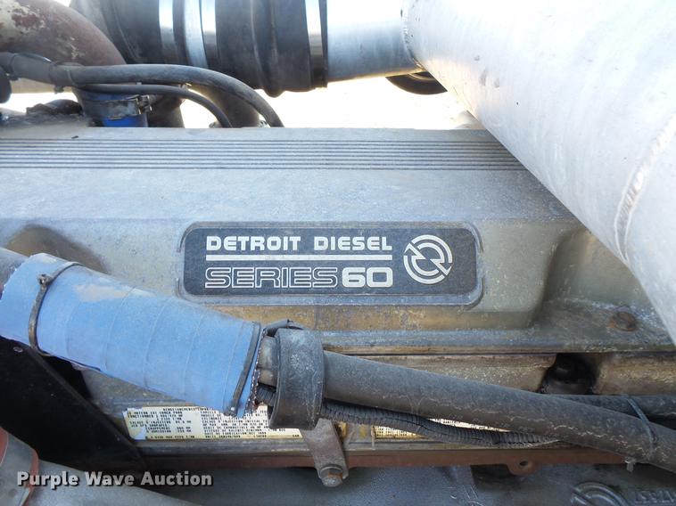 image for item DW9717 1999 Peterbilt 379 semi truck