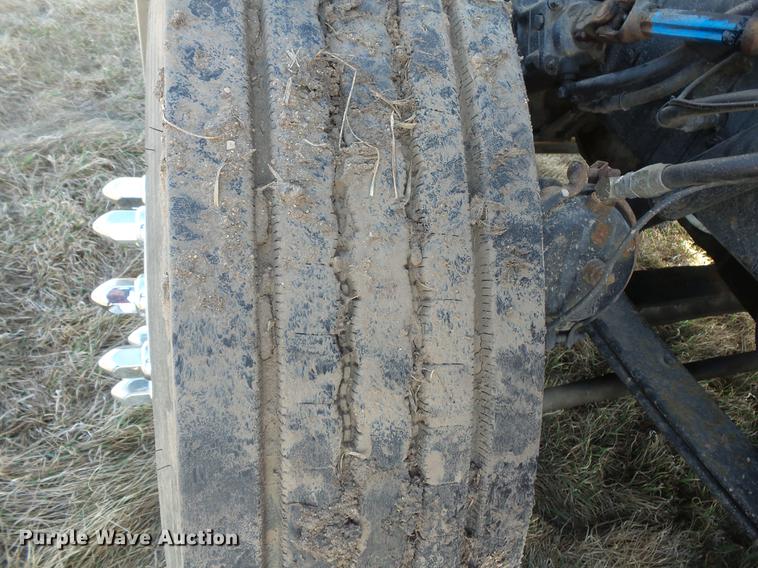 image for item DW9717 1999 Peterbilt 379 semi truck