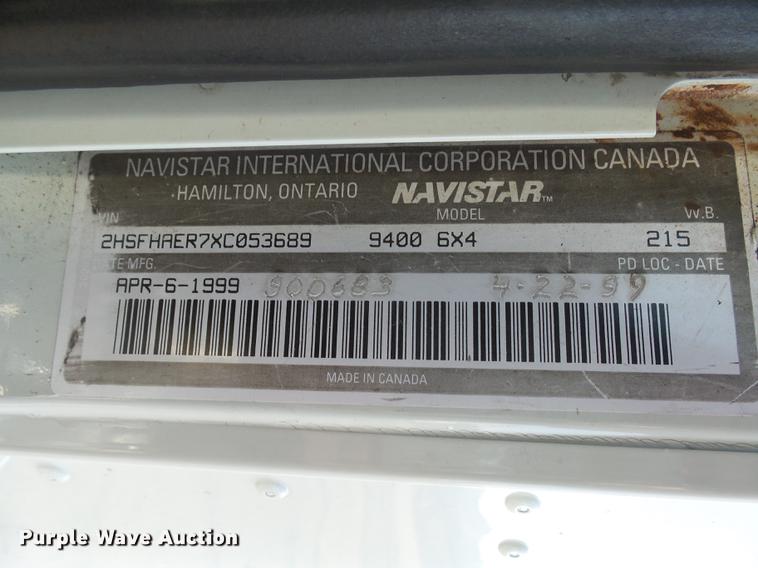 image for item DX9071 1999 International Eagle 9400 semi truck