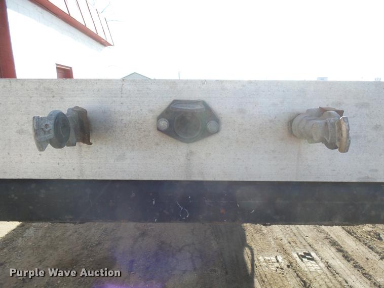 image for item DX9072 1998 Transcraft Eagle flatbed trailer