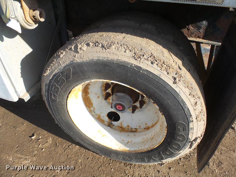 image for item DX9072 1998 Transcraft Eagle flatbed trailer