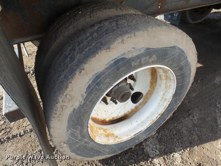 image for item DX9072 1998 Transcraft Eagle flatbed trailer