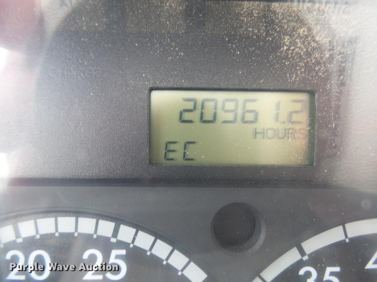 image for item DX9080 2005 Sterling A9500 semi truck