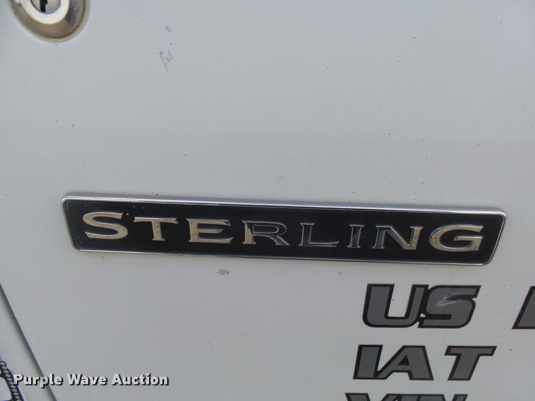 image for item DX9080 2005 Sterling A9500 semi truck