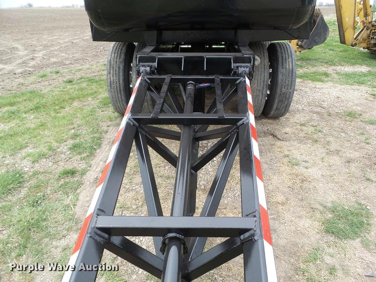 image for item DZ9239 2015 Clement 2AT12105 end dump pup trailer