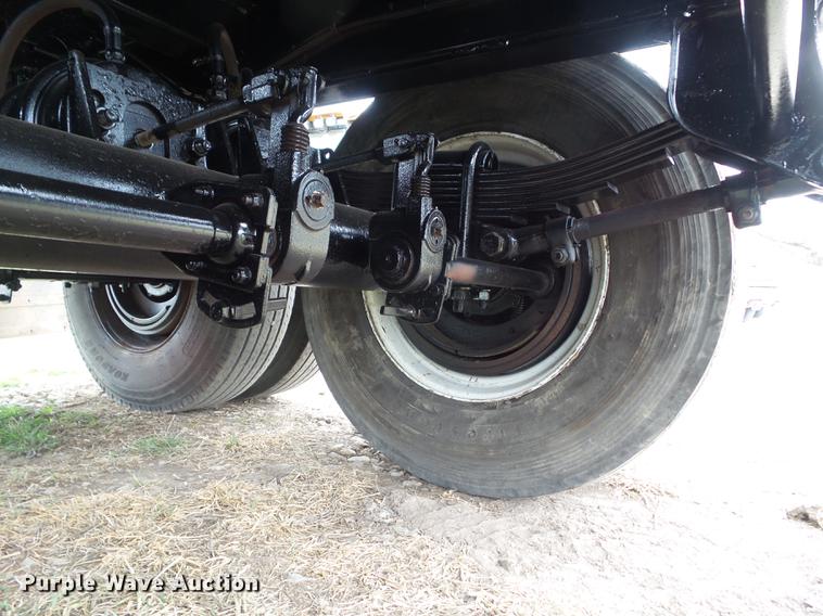 image for item DZ9239 2015 Clement 2AT12105 end dump pup trailer