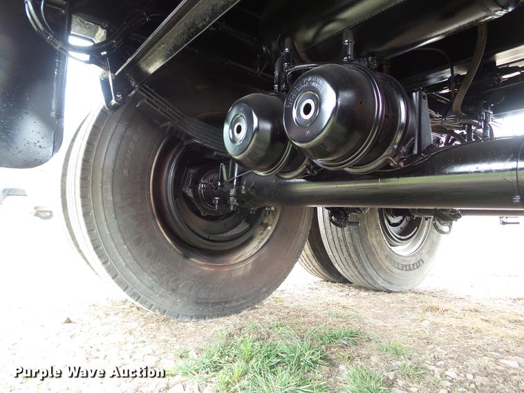 image for item DZ9239 2015 Clement 2AT12105 end dump pup trailer