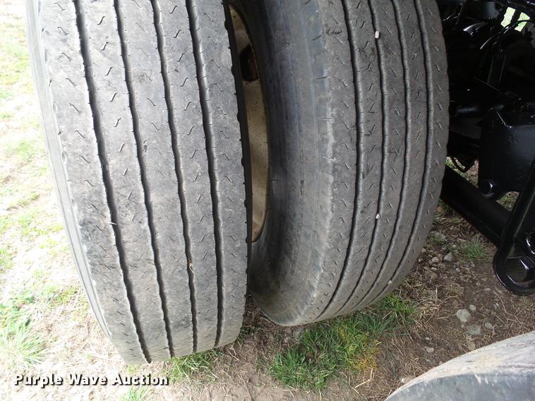 image for item DZ9239 2015 Clement 2AT12105 end dump pup trailer