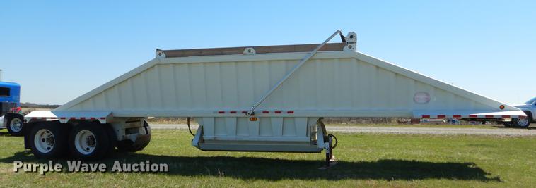 image for item EI9006 2012 Construction Trailer Specialist, Inc. BDT-40 bottom dump trailer