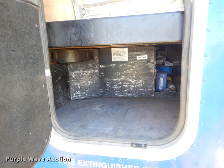 image for item EI9007 2003 Peterbilt 379 semi truck