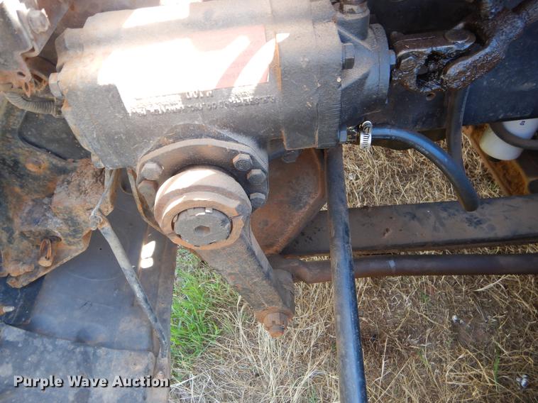 image for item EI9009 1995 International 9200 semi truck