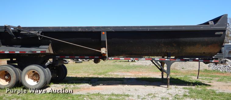 image for item EI9010 1997 Clement end dump trailer