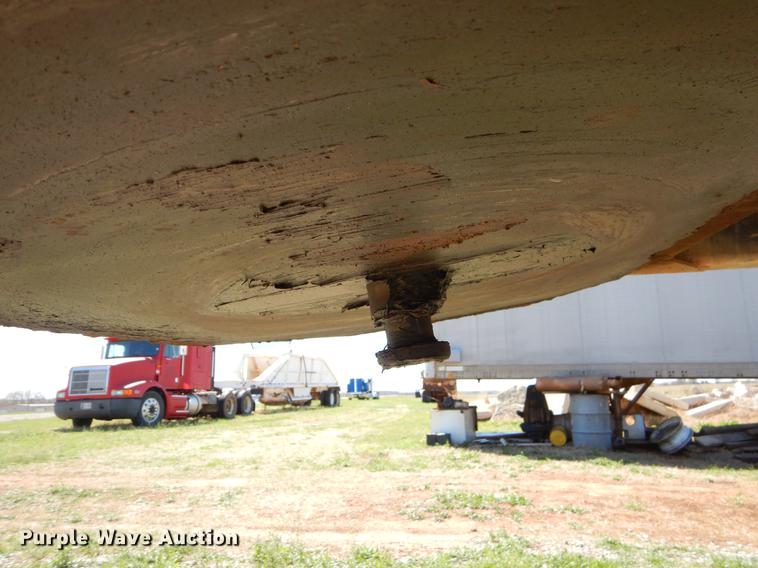 image for item EI9010 1997 Clement end dump trailer