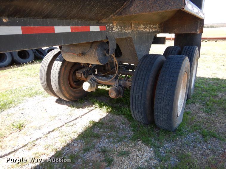 image for item EI9010 1997 Clement end dump trailer