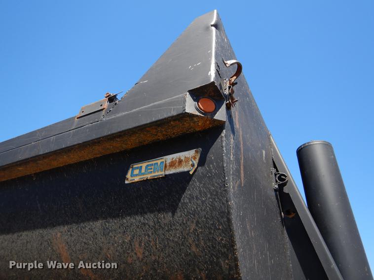 image for item EI9010 1997 Clement end dump trailer