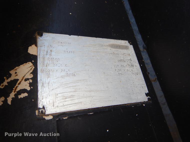 image for item EI9010 1997 Clement end dump trailer