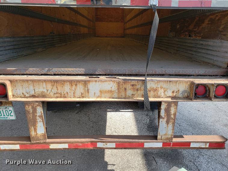 image for item G1130 1997 Hyundai dry van trailer