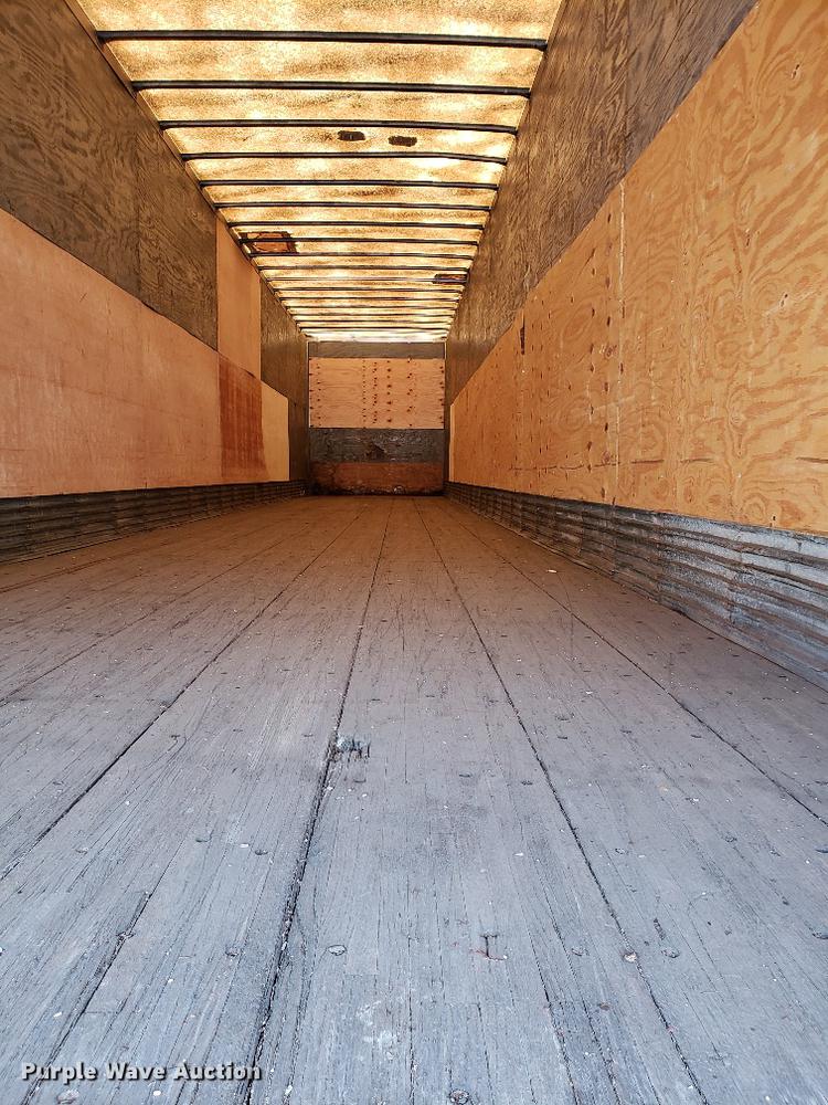 image for item G1132 1997 Stoughton dry van trailer