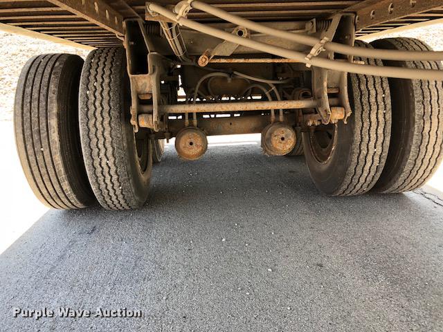 image for item G1145 1994 Monon dry van trailer