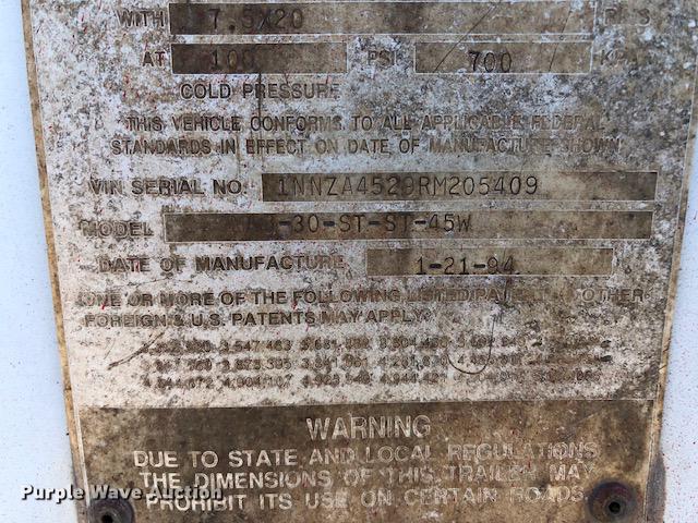 image for item G1145 1994 Monon dry van trailer