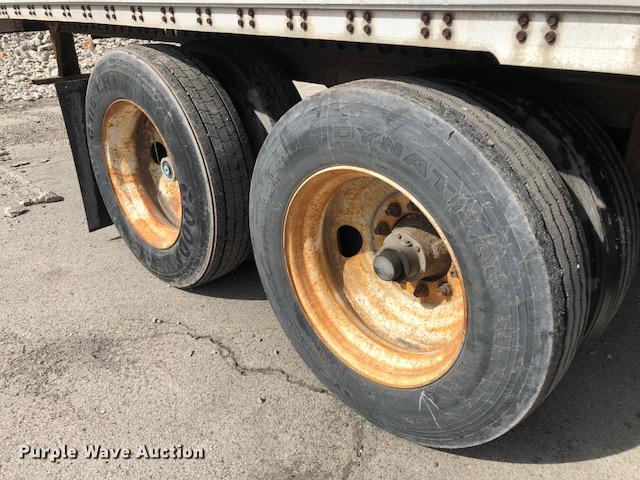 image for item G1147 1987 Stoughton dry van trailer