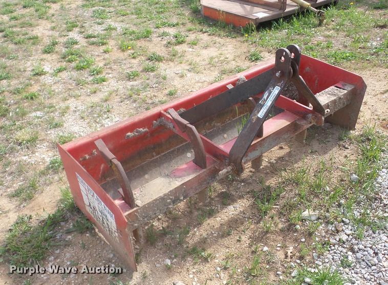 image for item BI9560 Kubota L4400 tractor