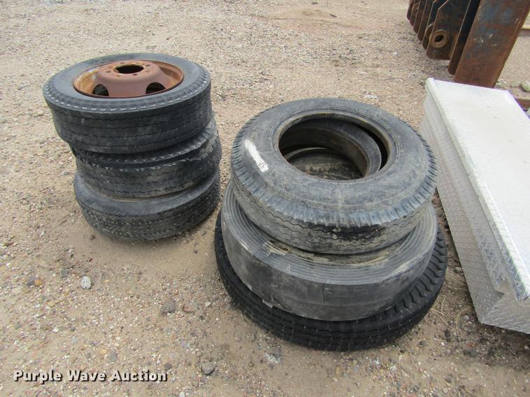 image for item BU9689 Automotive parts