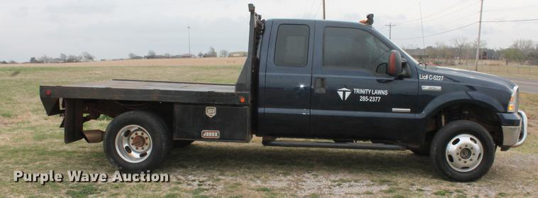 image for item DB5195 2005 Ford F350 Super Duty XLT SuperCab pickup truck