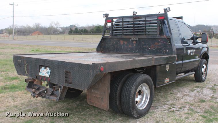 image for item DB5195 2005 Ford F350 Super Duty XLT SuperCab pickup truck