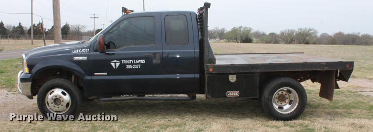 image for item DB5195 2005 Ford F350 Super Duty XLT SuperCab pickup truck