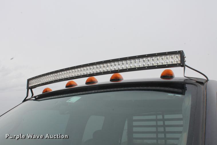 image for item DB5195 2005 Ford F350 Super Duty XLT SuperCab pickup truck