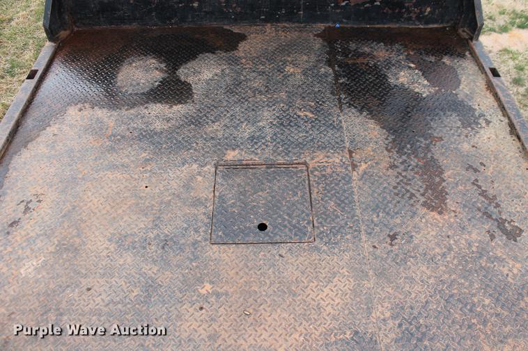 image for item DB5195 2005 Ford F350 Super Duty XLT SuperCab pickup truck