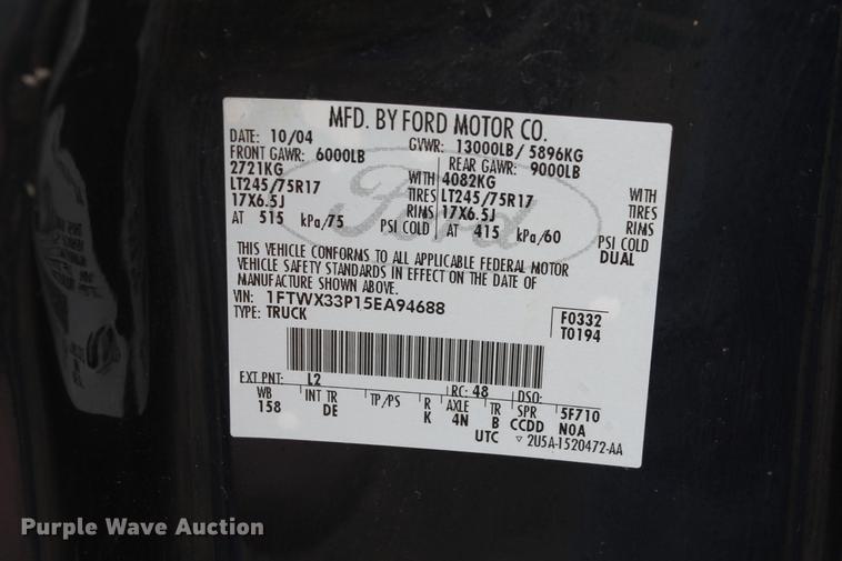 image for item DB5195 2005 Ford F350 Super Duty XLT SuperCab pickup truck